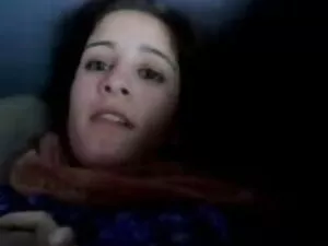 दो सुंदर sluts कमीने ...