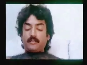 गोरा लगभग बूढ़े आदमी ...