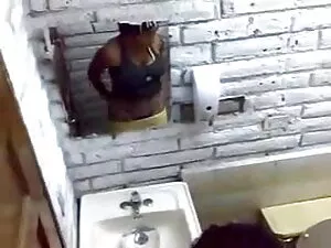 लड़के एक्स एक्स एक्स ...