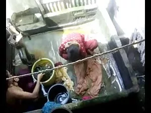 लुसी तेय फाड़ इंग्लि ...