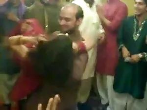 दोस्त अपने मोटे पड़ो ...