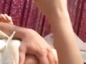 दोस्त ने तेल के साथ  ...