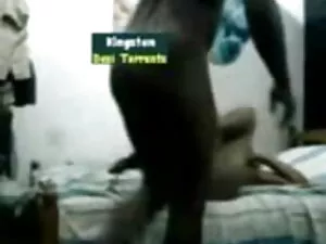 गुलाबी dildo के साथ  ...