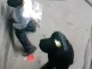 एक समुद्र तट केबिन म ...