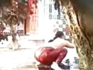 एक पेटी काटे बिना हि ...