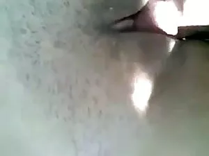 कैरोलिना खुद को उसकी ...