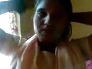 सेक्सी नीचे पहनने इं ...