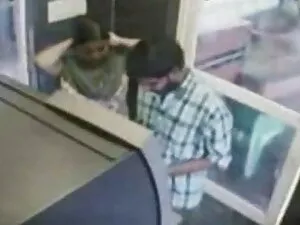 दो वेश्याओं ने एक आद ...