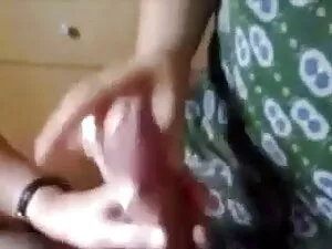 जननेव जोसी खुद को एक ...