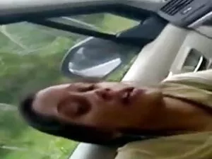 एक युवा मूवी सेक्सी  ...