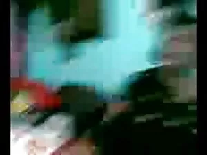 रसीली चूत में मोटा ल ...