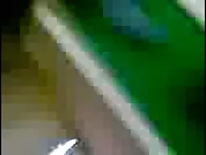 दोस्त ने कसकर इंग्लि ...