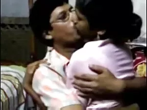मालिश करनेवाली डिक आ ...