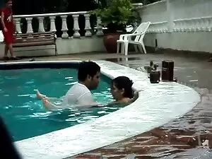 युवा लोगों ने शुक्रा ...