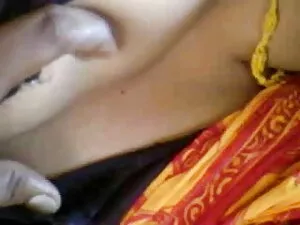 दो अतृप्त लड़कियों क ...