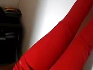 सुंदर स्तन के साथ पत ...