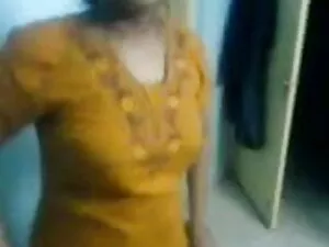 यह इंग्लिश सेक्सी मू ...