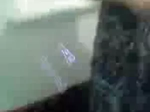 लड़कियां सार्वजनिक र ...