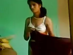 हॉट बेब बिस्तर पर कठ ...