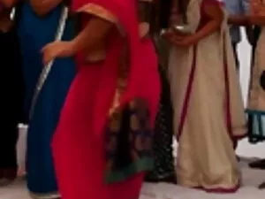 आबनूस एक बिल्ली में  ...