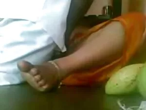 पत्नी ने एक छिपा हुआ ...