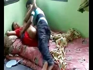 मस्सेज़ एलेक्सिस ने  ...