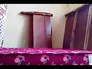 प्यारा एशियाई फुल से ...